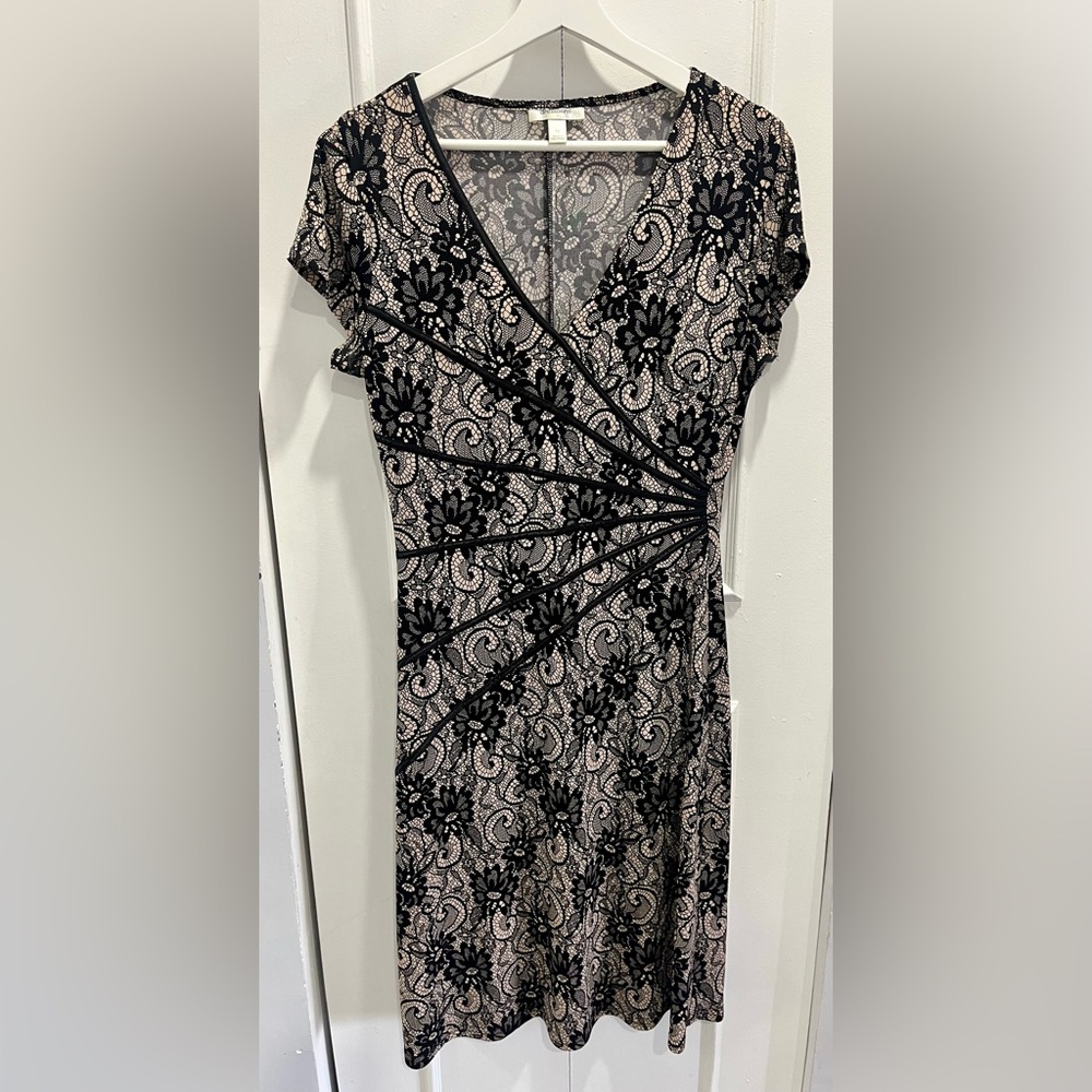Dress Barn V-neck 🖤🤎